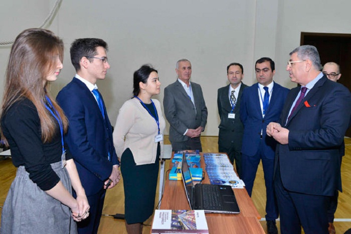 Baku Higher Oil School presented at Knowledge Fair  